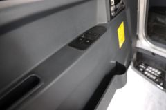 中国重汽HOWO 悍将 170马力 4.15米单排厢式轻卡(法士特8档)(ZZ5097XXYG3815F191)