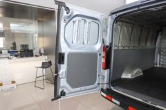 五菱 扬光 实用型 2.9T 2座 4.985米纯电动封闭货车31.9kWh