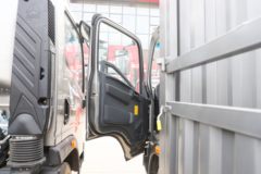 中国重汽HOWO 悍将 170马力 4.15米单排仓栅式轻卡(万里扬8档)(ZZ5097CCYG3815F191) 中国重汽HOWO 悍将 170马力 4.15米单排仓栅式轻卡(万里扬8档)(ZZ5097CCYG3815F191)