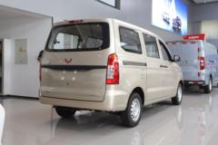 五菱 宏光V 2022款 劲取版 99马力 1.5L 汽油 5座面包车(国六)