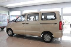 五菱 宏光V 2022款 劲取版 99马力 1.5L 汽油 5座面包车(国六)