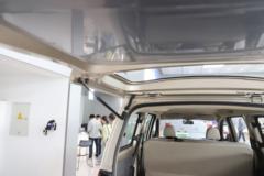 五菱 宏光V 2022款 劲取版 99马力 1.5L 汽油 5座面包车(国六)