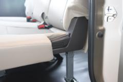 五菱 宏光V 2022款 劲取版 99马力 1.5L 汽油 5座面包车(国六)