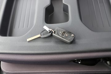 Ծ�� ��ԽH500 160���� 4.2�׵��������Ῠ(����)(SH1043ZFDCWZ5)ͼƬ