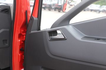 Ծ�� ��ԽC300 155���� 4.2�׵��������Ῠ(SH1043ZFDDWZ)ͼƬ