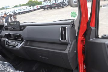 Ծ�� ��ԽC300 155���� 4.2�׵��������Ῠ(SH1043ZFDDWZ)ͼƬ