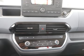 Ծ�� ��ԽC300 155���� 4.2�׵��������Ῠ(SH1043ZFDDWZ)ͼƬ