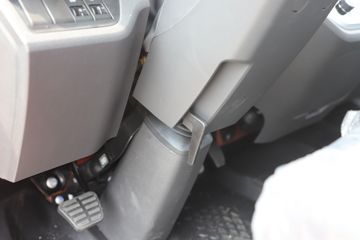 Ծ�� ��ԽC300 155���� 4.2�׵��������Ῠ(SH1043ZFDDWZ)ͼƬ