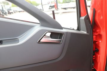 Ծ�� ��ԽC300 155���� 4.2�׵��������Ῠ(SH1043ZFDDWZ)ͼƬ