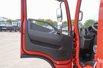 Ծ�� ��ԽC300 155���� 4.2�׵��������Ῠ(SH1043ZFDDWZ)ͼƬ