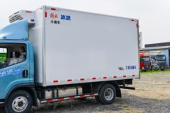 解放 虎6G 160马力 4X2 4.05米冷藏车