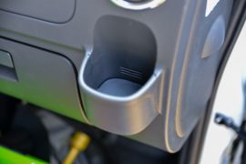 东风途逸底盘&nbsp;液化气体运输车驾驶室图片