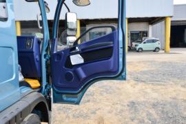 虎6G&nbsp;冷藏车驾驶室图片