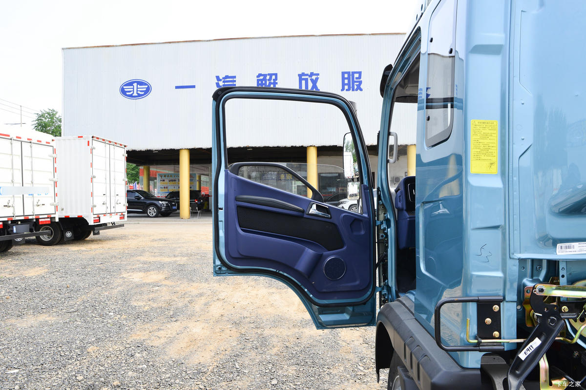 ��� ��6G 180���� 4X2 4.78����س���ʻ��