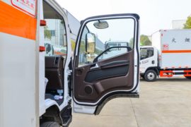 一汽解放轻卡底盘&nbsp;爆破器材运输车驾驶室图片