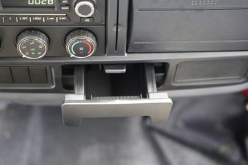  D5  2.0L 127 CNG 4.17׵Ῠ(EQ1030S3TNE)ͼƬ