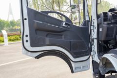 东风 多利卡D5 任吾行 2.0L 127马力 CNG 4.17米单排栏板轻卡