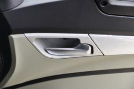 重汽豪沃(HOWO)底盘&nbsp;粉粒物料运输车驾驶室图片