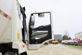 重汽豪沃(HOWO)底盘&nbsp;粉粒物料运输车驾驶室图片