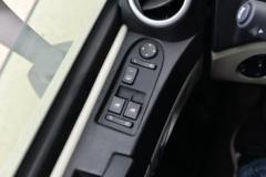 中国重汽 HOWO N5G 350马力 8X4 低密度粉粒物料运输车(华威驰乐牌)(SGZ5311GFLZZ6N)