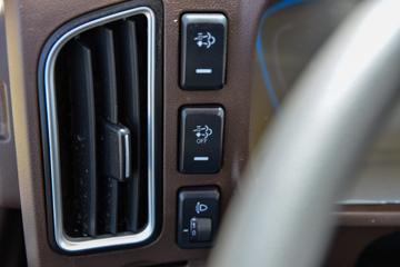 ��� ��VH 3L���� 160���� 4X2 ��ʿ��8�� 4.15����ж��ͼƬ