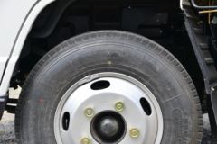 江铃 顺达窄体 129马力 4.15米单排厢式轻卡(液刹)(JX5041XXYTG26)