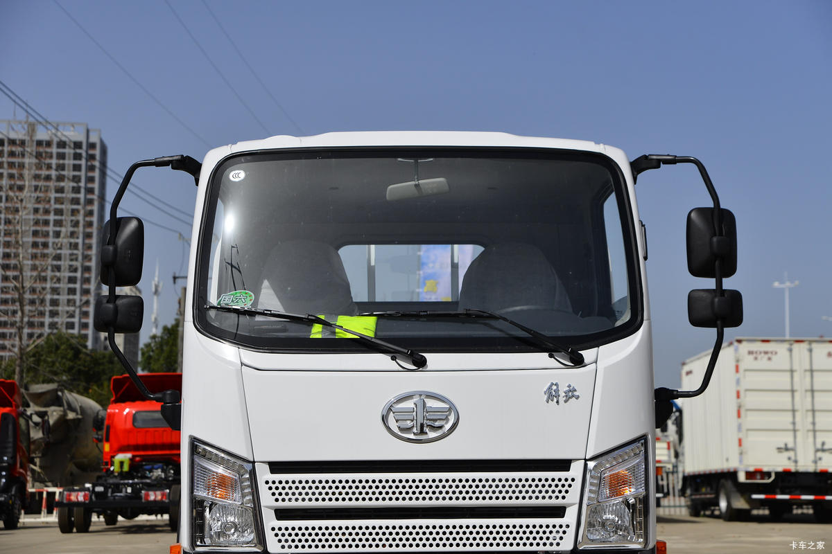  VR ؿ 142 3.32ŰῨ(CA1041P40K56L1E6A84)                                                