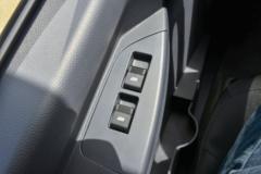 解放 虎VR 142马力 3.32米排半栏板轻卡 解放 虎VR 142马力 3.32米排半栏板轻卡