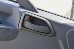 解放 虎VR 142马力 3.32米排半栏板轻卡 解放 虎VR 142马力 3.32米排半栏板轻卡