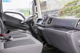 E路达 电动载货车内饰图片
