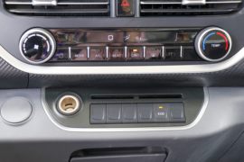 E路达 电动载货车内饰图片