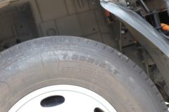 江铃 乐行E路达 7.3T 4X2 6.8米纯电动厢式载货车100.46kWh