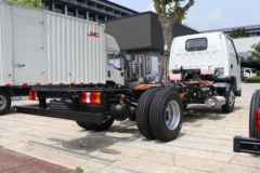 江铃 顺达EV 4.5T 4.155米单排插电式增程混合动力栏板轻卡18.43kWh