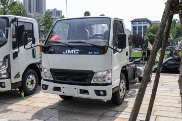 江铃 顺达EV 4.5T 4.155米单排插电式增程混合动力栏板轻卡18.43kWh