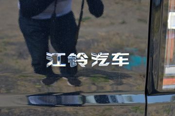   ׷ 2.3T 177 Զ ˫ƤͼƬ