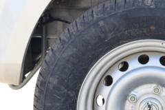 金杯 金卡S2 舒适型 1.6L 123马力 汽油 3.05米单排厢式微卡(JKC5032XXYD6L1)