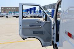 SRM鑫源 E3L 2024款定制豪华型 3T 4.9米纯电动封闭货车41.86kWh