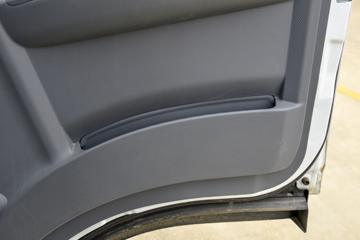 ���� ��ʮ��KV100 132���� 4X2 4.07����س�(��������)(CLW5040XLCQ6)ͼƬ