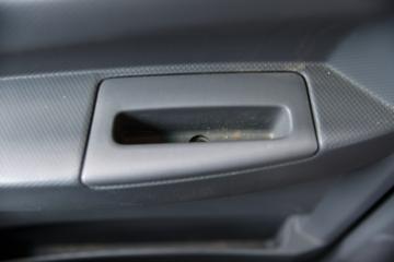 ���� ��ʮ��KV100 132���� 4X2 4.07����س�(��������)(CLW5040XLCQ6)ͼƬ