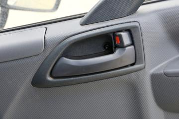 ���� ��ʮ��KV100 132���� 4X2 4.07����س�(��������)(CLW5040XLCQ6)ͼƬ