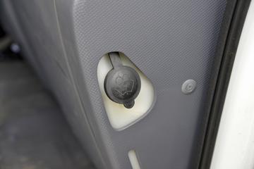 ���� ��ʮ��KV100 132���� 4X2 4.07����س�(��������)(CLW5040XLCQ6)ͼƬ