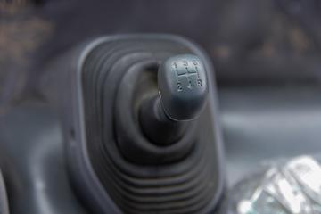 ���� ��ʮ��KV100 132���� 4X2 4.07����س�(��������)(CLW5040XLCQ6)ͼƬ