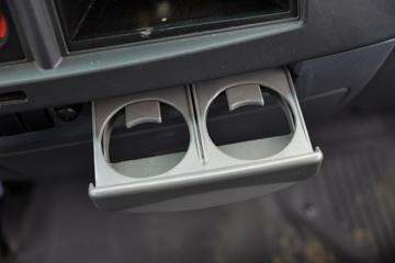 ���� ��ʮ��KV100 132���� 4X2 4.07����س�(��������)(CLW5040XLCQ6)ͼƬ