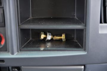 ���� ��ʮ��KV100 132���� 4X2 4.07����س�(��������)(CLW5040XLCQ6)ͼƬ