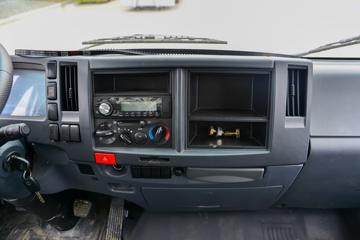 ���� ��ʮ��KV100 132���� 4X2 4.07����س�(��������)(CLW5040XLCQ6)ͼƬ