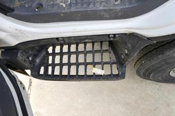 ���� ��ʮ��KV100 132���� 4X2 4.07����س�(��������)(CLW5040XLCQ6)ͼƬ