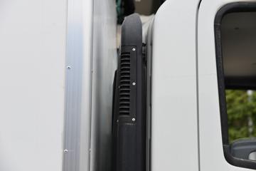 ���� ��ʮ��KV100 132���� 4X2 4.07����س�(��������)(CLW5040XLCQ6)ͼƬ