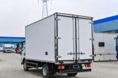 庆铃 五十铃KV100 132马力 4X2 4.07米冷藏车(程力威牌)(CLW5040XLCQ6)