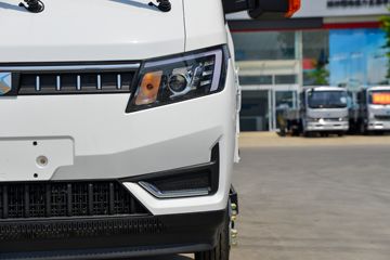 �������� ��R 115���� 3.7�׵�������΢��ͼƬ