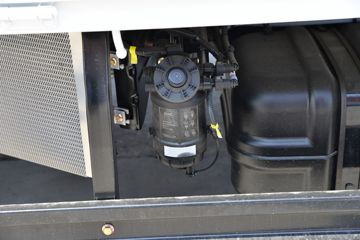 �������� ��R 115���� 3.7�׵�������΢��ͼƬ